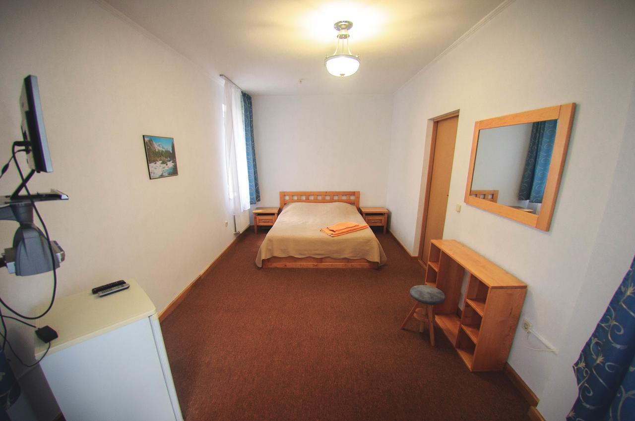 Hotel Radiola Jaremče Esterno foto
