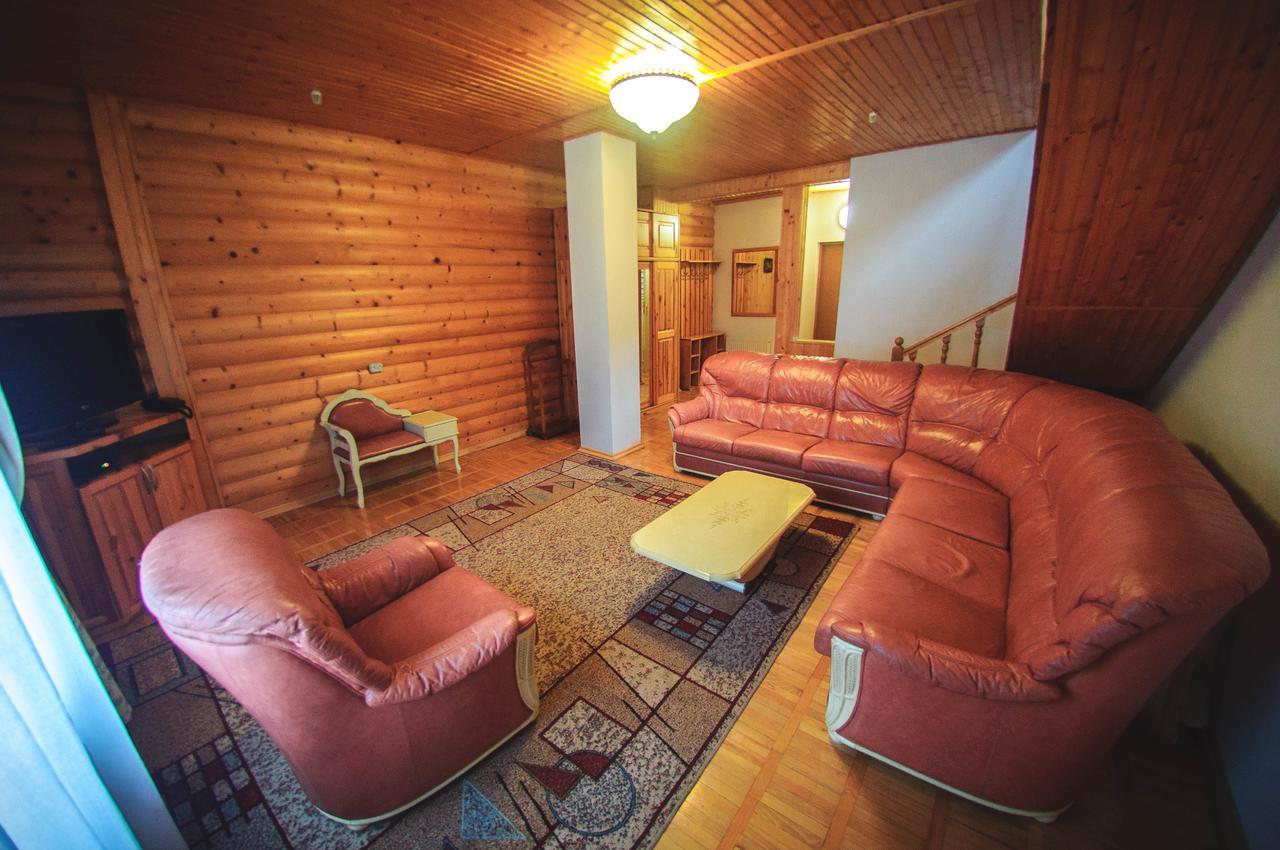 Hotel Radiola Jaremče Esterno foto