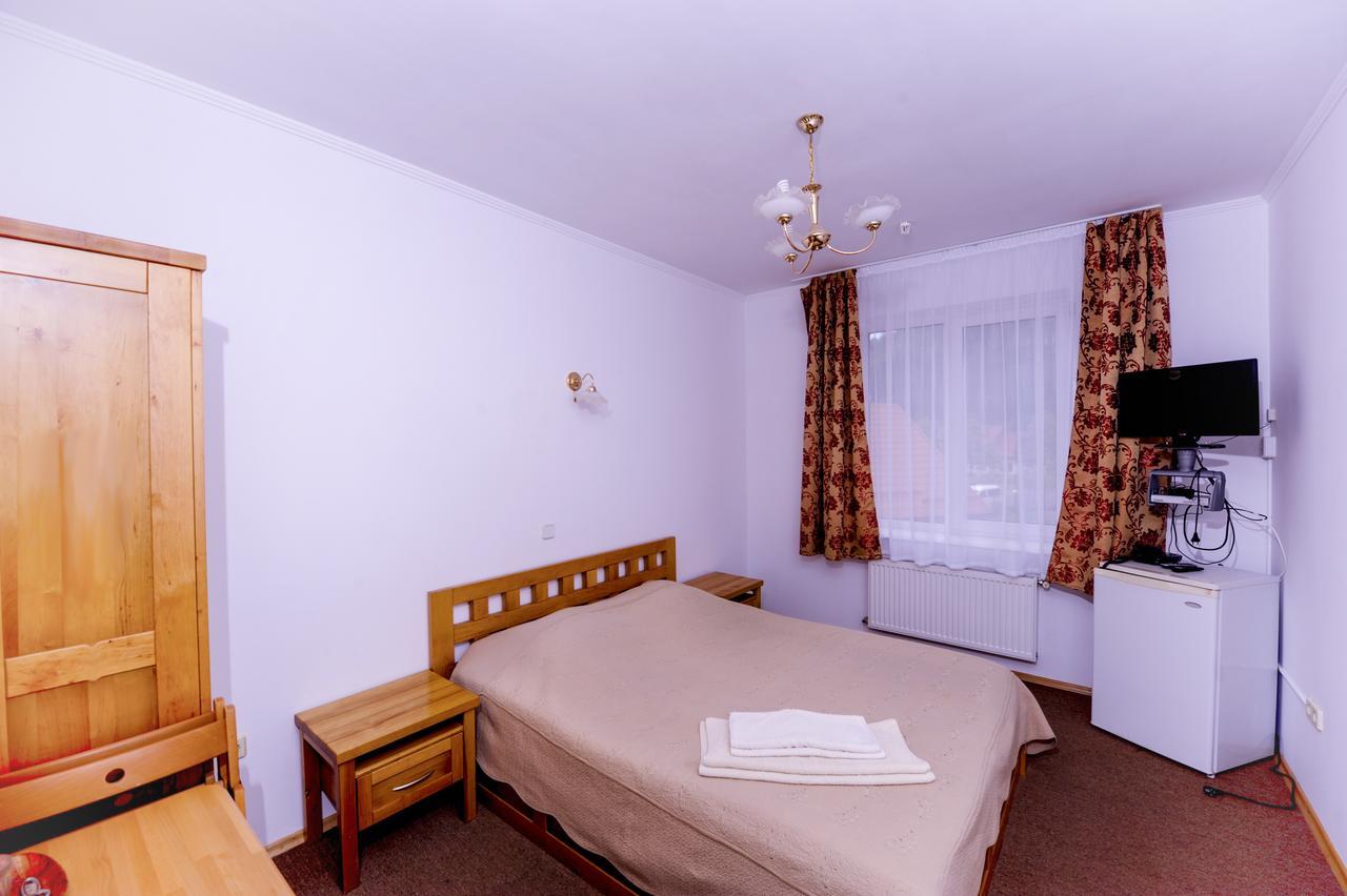 Hotel Radiola Jaremče Esterno foto