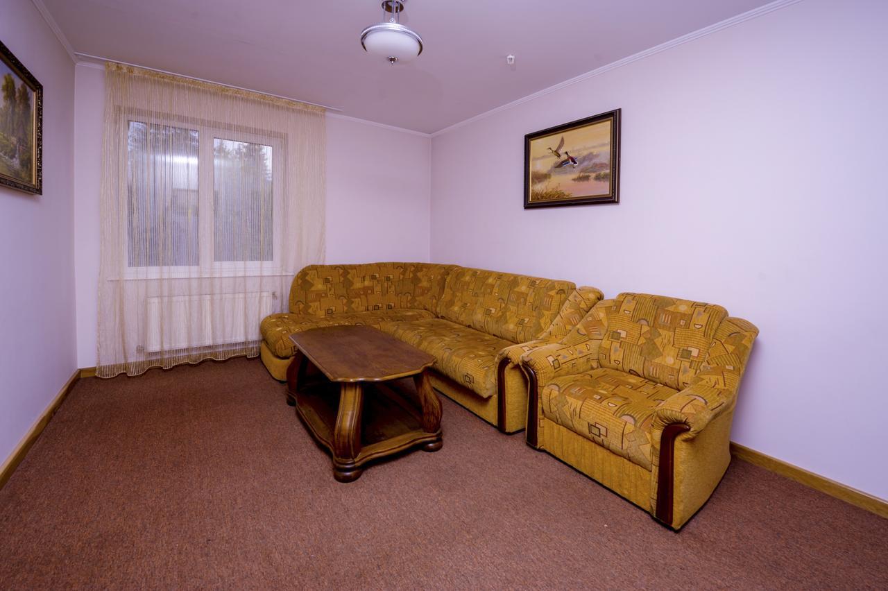 Hotel Radiola Jaremče Esterno foto