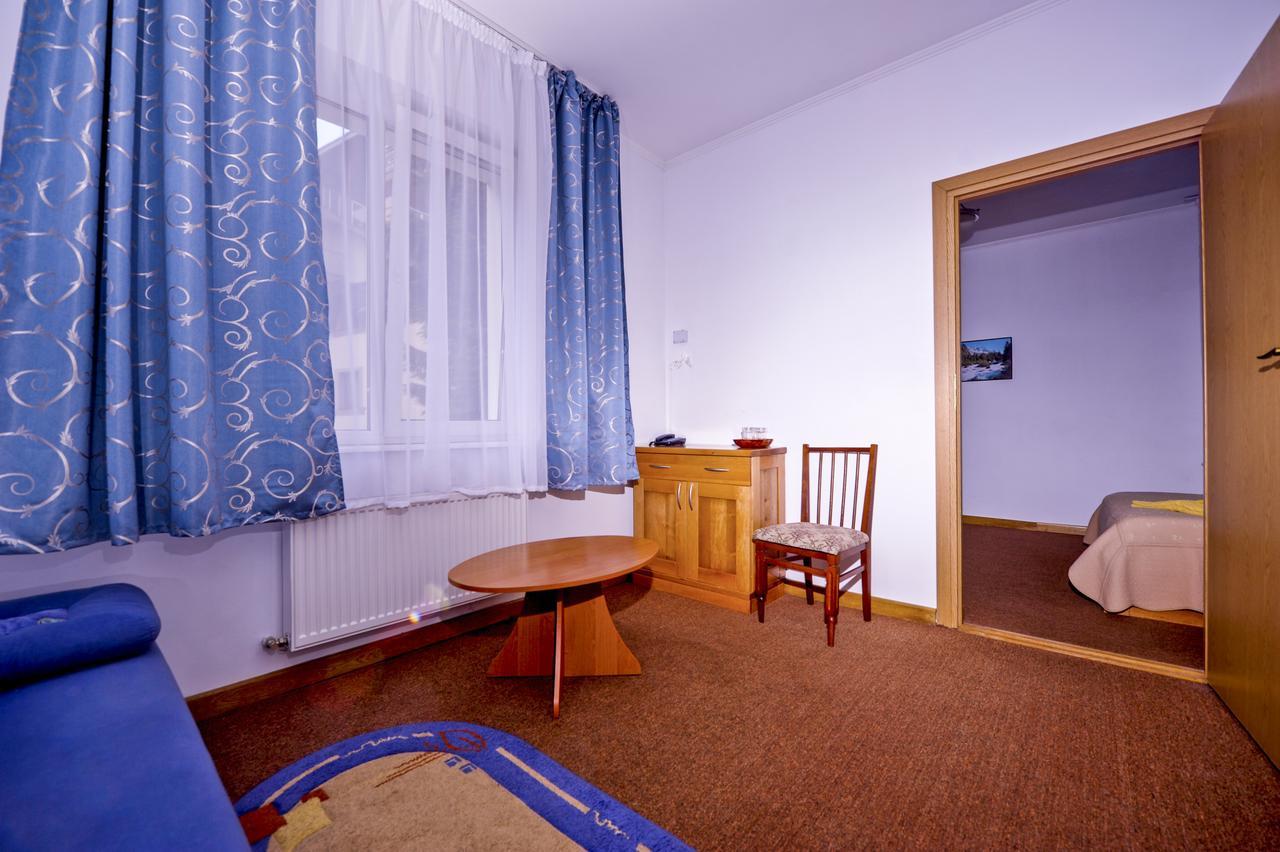 Hotel Radiola Jaremče Esterno foto