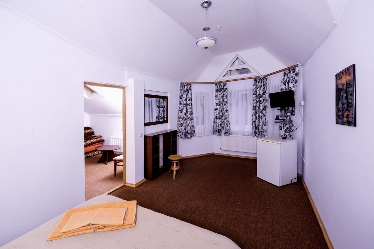 Hotel Radiola Jaremče Esterno foto